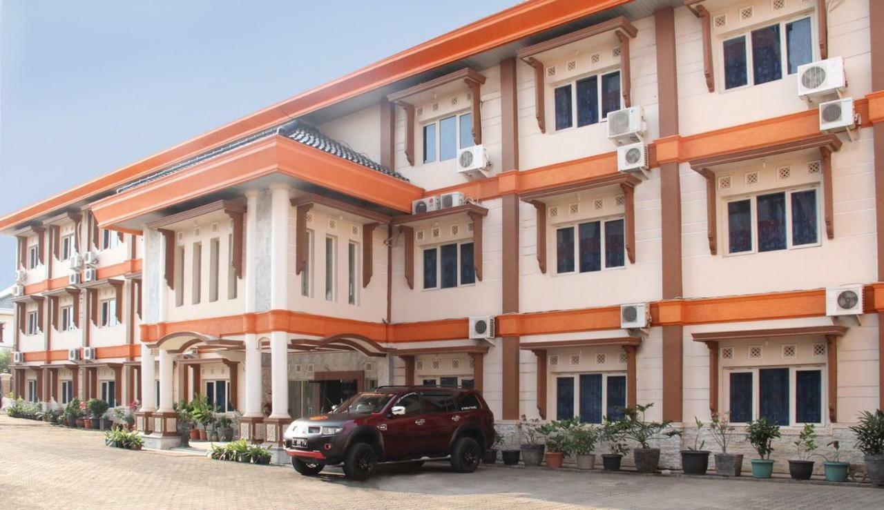 Hotel Wiwi Perkasa 2 Indramayu Ngoại thất bức ảnh
